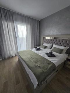Luxury 2 Bedroom Apartment - Constanza - 5