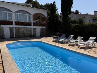 Casa con vistas y piscina en Masos de Pals - Pals - 9