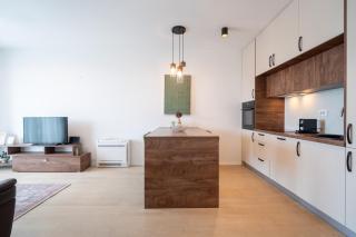 Lucent Escape Apartment - 8