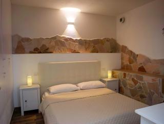 La casa di Eolo rivolta al tramonto - Porto Pozzo - 6
