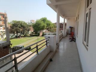 JBS palace and lounge - 3