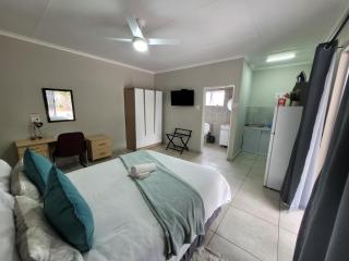 UNIQUE Self-Catering - Vryheid - 1