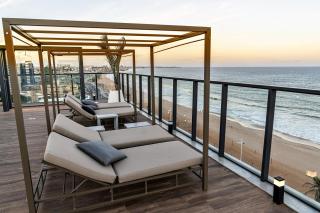 Chic Beachfront Oasis with Stunning Ocean Views - 5