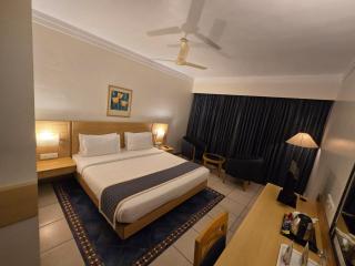 Harrisons Hotel - Chennai - 9