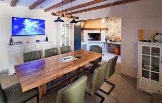 Gorgeous Home In Bale With Wifi - Bale - 9
