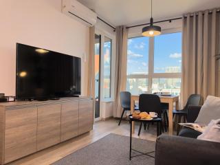 URBAN APARTMENTS PREMIUM, Opolska 10 No 91, Free Garage, Self Check-in - Katowice - 5