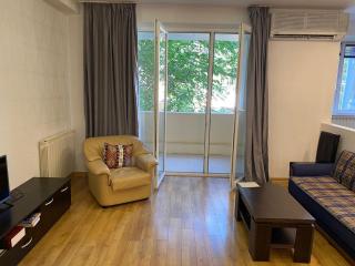 Spacious and modern 2 bedroom next to Vake Park - 5