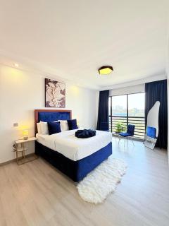 2BR Kilimani w Pool & Theater - Nairobi - 4