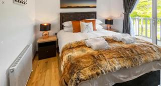 Applecross B&B and Luxury Self Catering Cabins free parking - 0