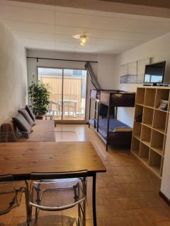 Apartamento Victoria, 300 m de la playa y de parking publico en la playa,100 m centro - 1