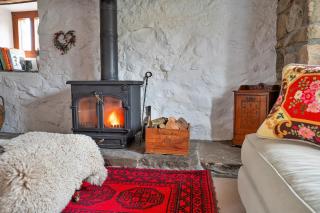Finest Retreats - The Barn at Tyddyn-y- Felin - Criccieth - 2