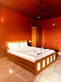 Red Brick Resort - Mahabaleshwar - 1