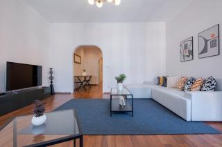 Spacious High-Ceiling Apartment - Istanbul - 8