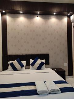 Hotel Mahadev Inn - Varanasi - 7