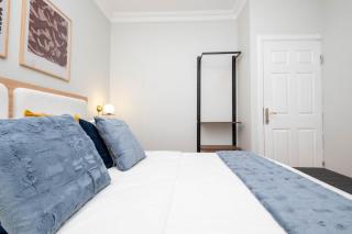 Bosphorus View with 3 Bedrooms - Istanbul - 1