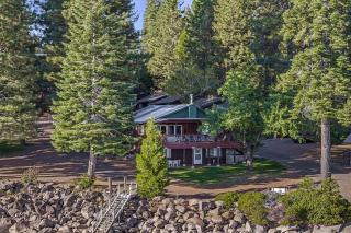 Gorgeous Secluded Cabin with Amazing Views in Lake Almanor, California - Lake Almanor - 9