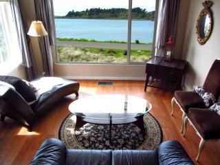 Amazing Beachfront Villa in Newport, Oregon - Newport - 8