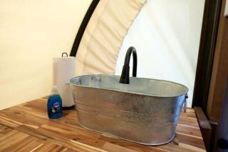 Wonderful Wagon Rental with Fire Pit Surrounded by Nature in Tennessee - Benton - 5