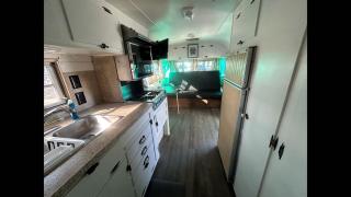 Lovely Airstream Amazing for a Glamping Getaway in Idaho - Saint Anthony - 8