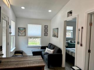 Guadalupe River Glamping, Ideal for a New Braunfels Getaway - New Braunfels - 7