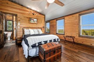 Family-Friendly Cabin with Hot Tub in the Ozark Mountains and nearby Beaver Lake, Eureka Springs - Eureka Springs - 7