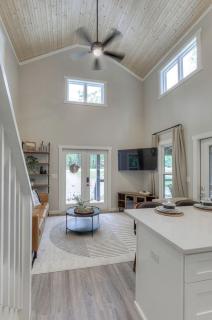 Cute Cottage Settled Between Trees in Monteagle, Tennessee - Monteagle - 7