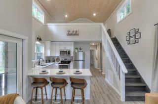 Cute Cottage Settled Between Trees in Monteagle, Tennessee - Monteagle - 5