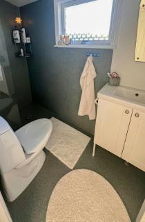 Black Wooden Holiday Home With Sea Views - Kolding - 4