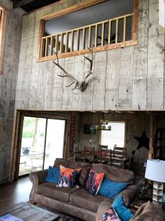 Expansive Ranch near San Antonio Ideal for Texas Hill Country Getaways - Pipe Creek - 3