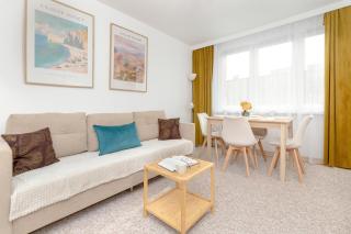 Seaside Park Apartment with Parking Gdańsk by Noclegi Renters - Danzig - 1