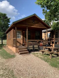 Riverside Cabin Perfect for Texas Hill Country Retreats - Kerrville - 8
