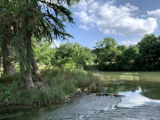 Riverside Cabin Perfect for Texas Hill Country Retreats - Kerrville - 6
