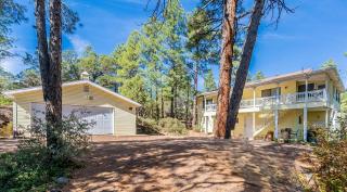 Breathtaking Cottage Secluded in a Privileged Area in Show Low, Arizona - 9