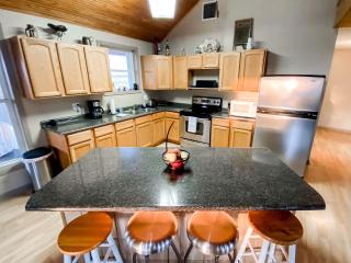 Delightful Top Cabin with Amazing Views from the Deck in Louisiana - 5