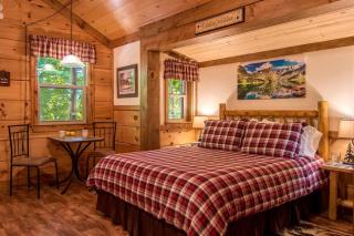 Charming Glamping Cabin, Explore WV! - - 8