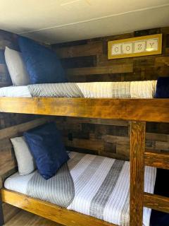 Cozy Caravan in Texas for Romantic Getaways to Nature - Dripping Springs - 4