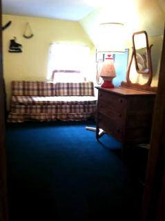 Secluded Family-Friendly Cabin Rental on 90 Acres in Newland, North Carolina - Newland - 2
