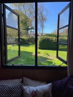 Cosy Cabin Sleeps 4 - Peace Nature Stars - Iford - 8