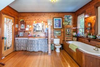 Antique Indonesian Teakwood Cottage for a Romantic Getaway in Petaluma, California - Petaluma - 3