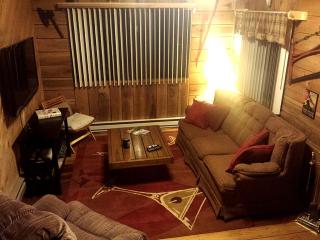 Cozy Vacation Rental with High-Speed Wi-Fi near Seven Springs, Pennsylvania - 9