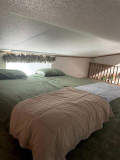 Wonderful Cottage Overlooking the Lake with Porch in Florida - - 4