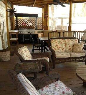 Cozy Rustic Cottage with Outdoor Kitchen in the Porch in Florida - Georgetown - 1
