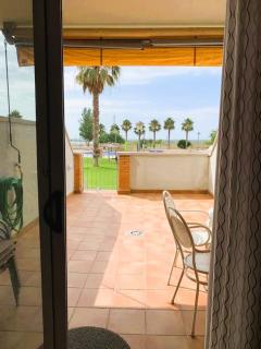 Onze - primera línea de mar con piscina - Cubelles - 3