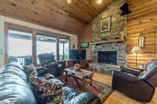 Lovely Wooden Cabin with Hot-tub and Barbecue in Cleveland, Georgia - Cleveland - 1