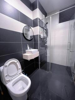 BIG Two Bedrooms 1-6 Pax Luxury Condo at D Secret Garden - Johor Bahru-Setia Tropika-UTM-Mid Valley-Paradigm Mall - 2