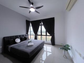BIG Two Bedrooms 1-6 Pax Luxury Condo at D Secret Garden - Johor Bahru-Setia Tropika-UTM-Mid Valley-Paradigm Mall - Johor Bahru - 9