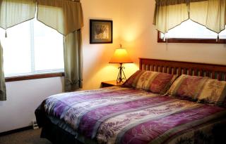 Lakefront Vacation Rental with a Deck and Hot Tub near Wisconsin Dells - Tomah - 6