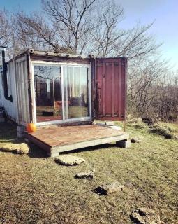 Rustic Container Accommodation for Glamping in Kentucky - Owenton - 8