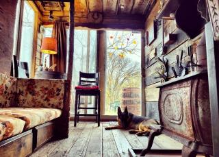 Rustic Container Accommodation for Glamping in Kentucky - Owenton - 9