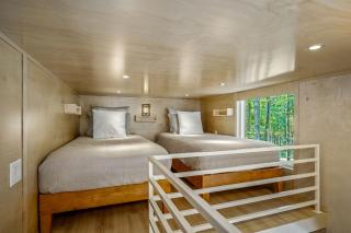 Glorious Lofted Container with Luxurious Indoor and Outdoor Spaces in Alabama - 4